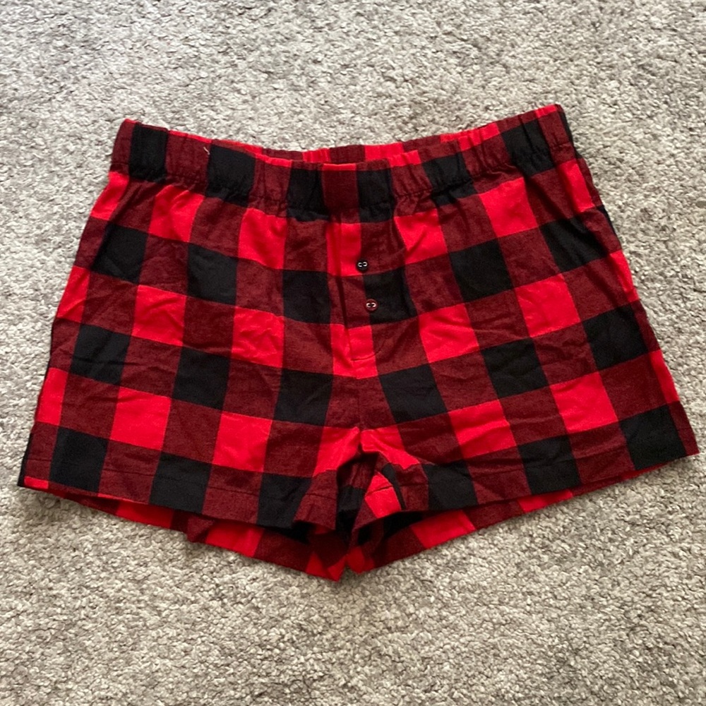 Checker shorts